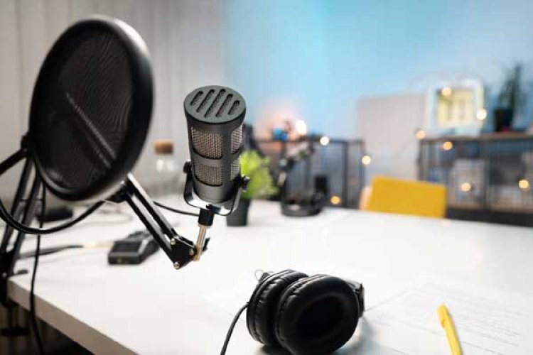 Podcasting Powerhouse Earshot Digimedia and Celebrated TV Face Bhupendra Chaubey Join Hands for Compelling New Format Content IPs