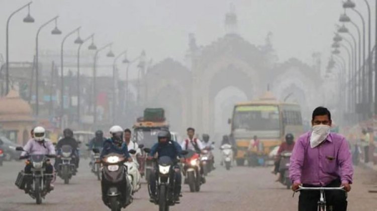 New Delhi residents are dropping 12 years of existence due to air pollution