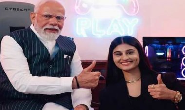 Madhya Pradesh: A 22-year-old Chhindwara gamer girl meets Prime Minister Modi, and her parents are overjoyed