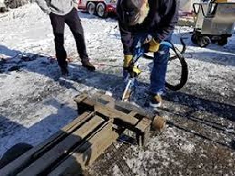 Why Dry Ice Blasting Is the Future of Industrial Cleaning