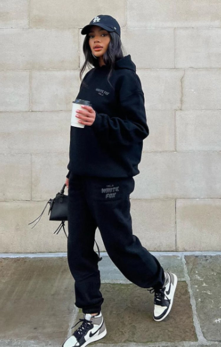 White Fox Hoodie Easy Outfit