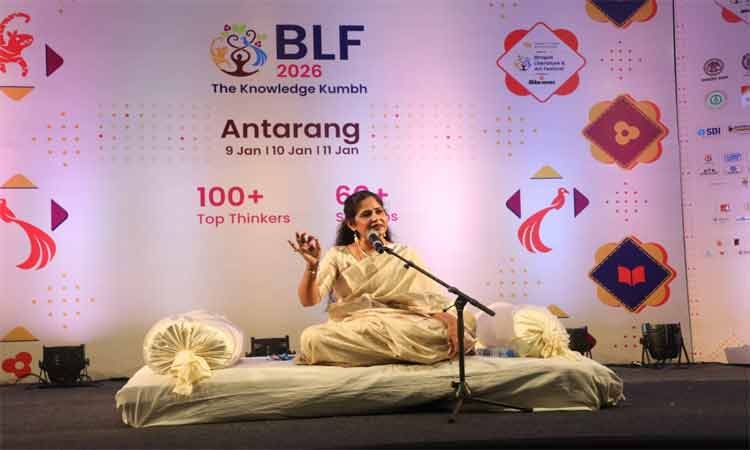 Last Day of the Knowledge Kumbh: Large Crowds, Festival Concludes with a Promise to Return Next Year