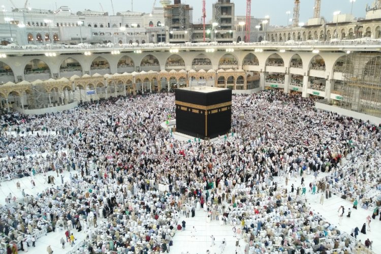 What Do All-Inclusive Umrah Packages Include?