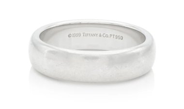 Plain Wedding Bands: Timeless Simplicity for a Lifetime of Love