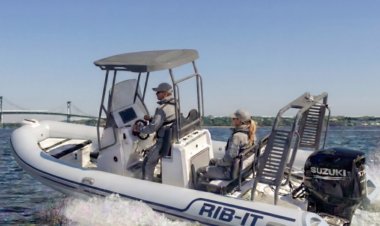 How to Choose the Right Commercial RIB Boat Today