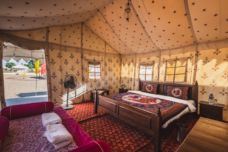 From Desert Safari to Luxury Camps: Best Jaisalmer Desert Camp Packages