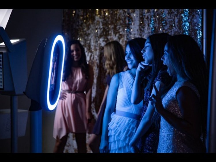 360-Degree Photo Booth Services