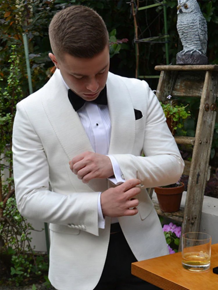 Common Mistakes to Avoid When Choosing Wedding Suits