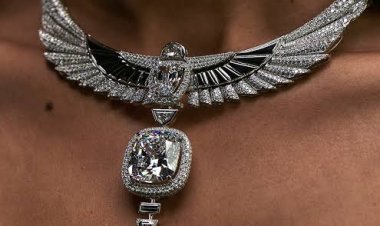 The Modern Appeal of Messika Jewelry: Bold, Elegant, and Made to Move