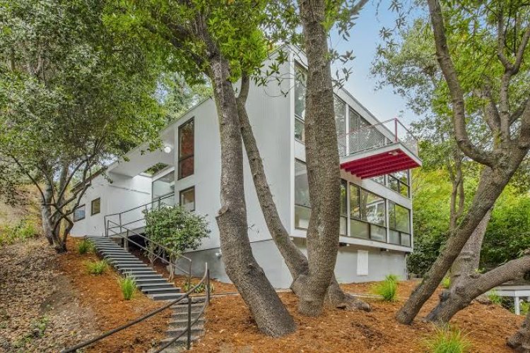 The Hidden Value of a Strong and Well-Planned Property Perimeter